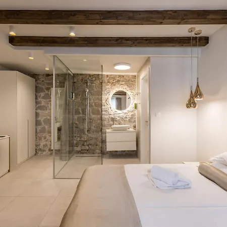 Otel Sperone