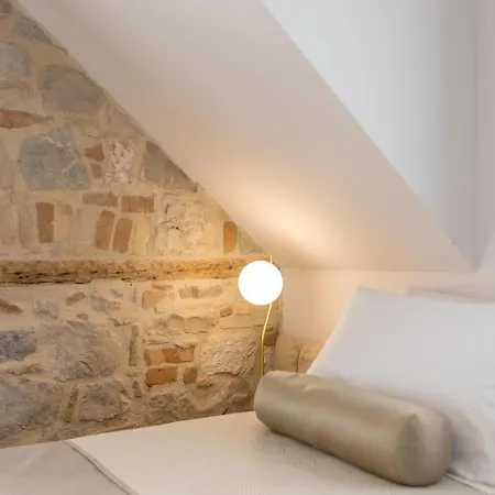 Sperone Otel
