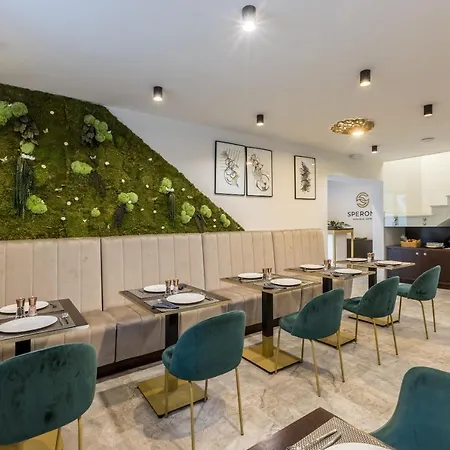 Sperone Otel 4*