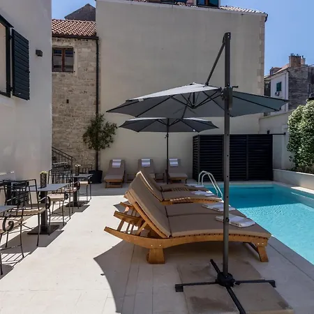 Sperone Otel 4*