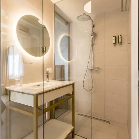 Sperone Hotel 4*