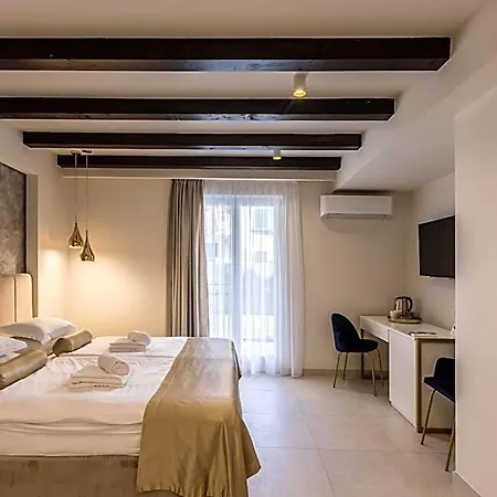Sperone Hotel 4*