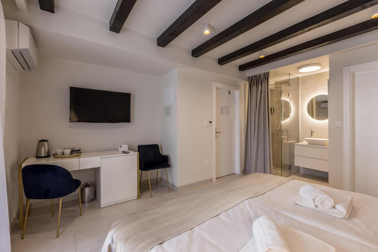hotel sperone corse