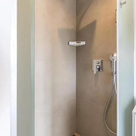 Sperone Hotel 4*